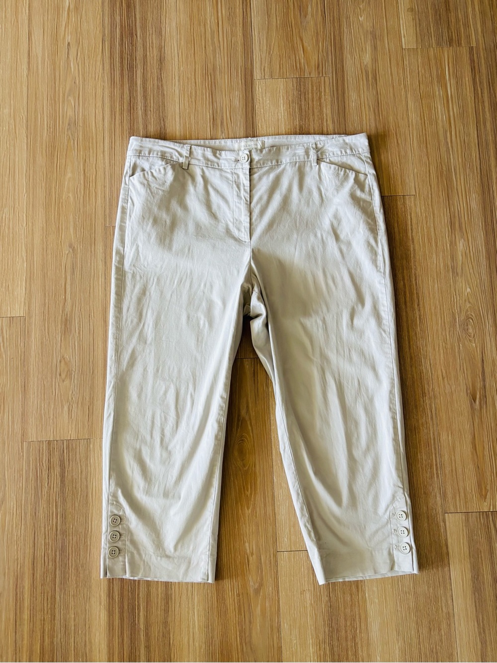 Talbots Pants Crop Chino Capri Beige Stretch Cotton Womens 14 Preppy Casual